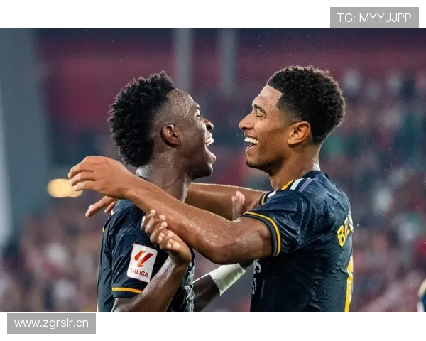 巴尔韦德称维尼修斯并肩作战榜样